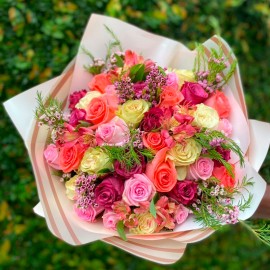 Bouquet de roses colorées
