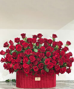 Box Zigzag 100 Roses